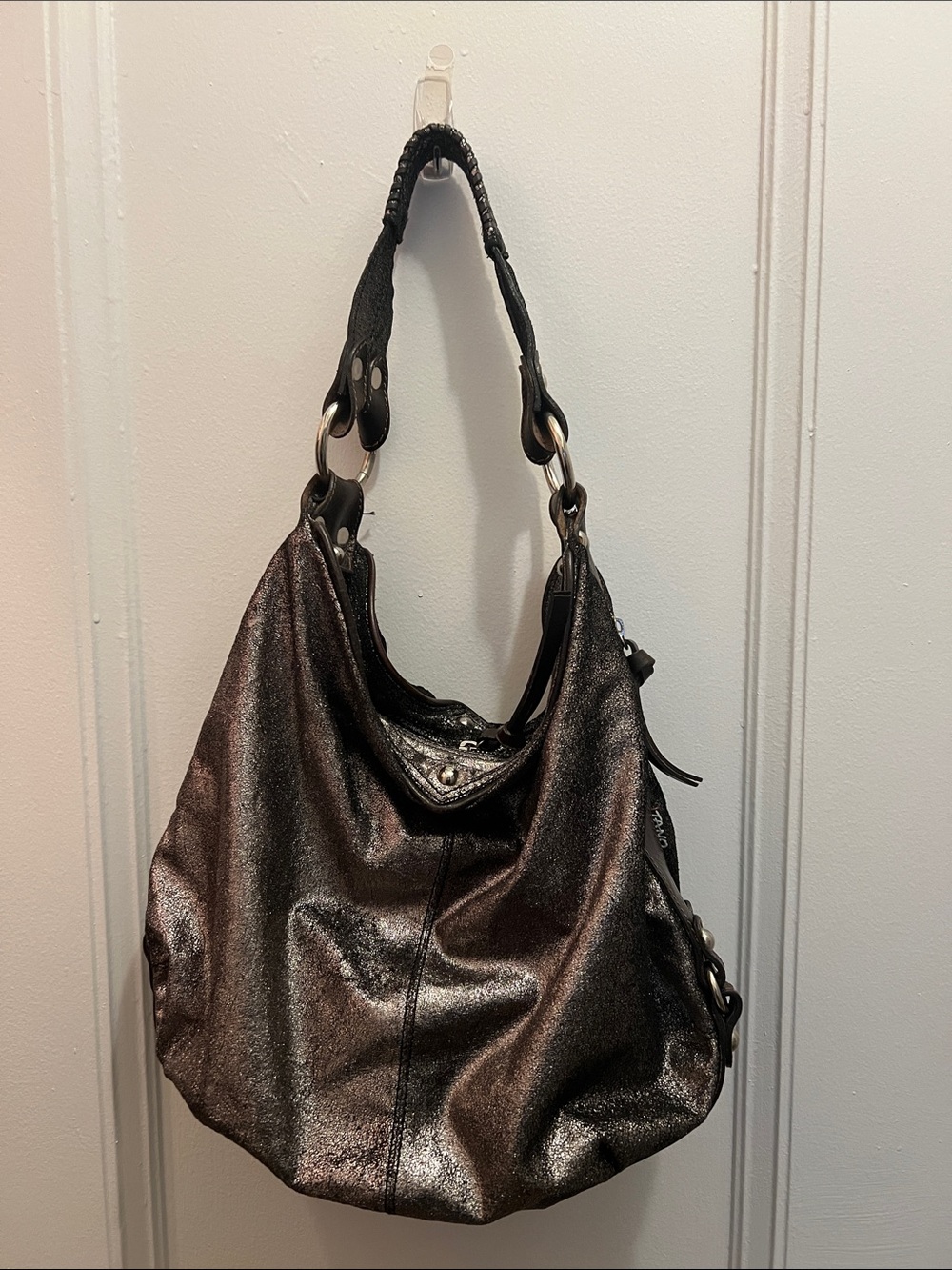 Tano Metallic Black Shoulder Hobo Bag - Picture 2 of 6